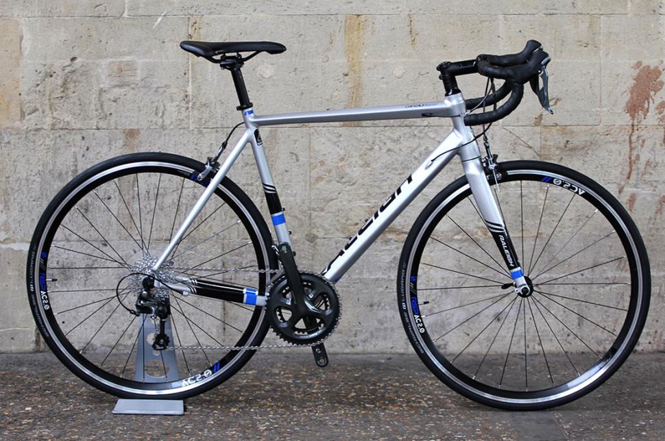 Raleigh criterium cheap road bike